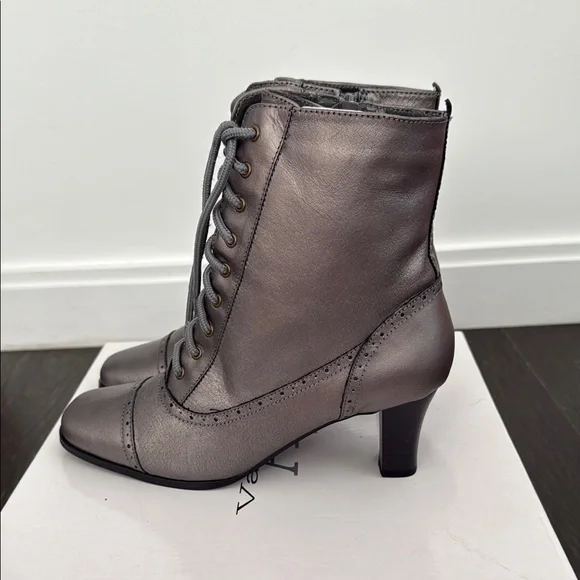 Elegant Pewter Lace-Up Ankle Boots - Picture 5 of 13